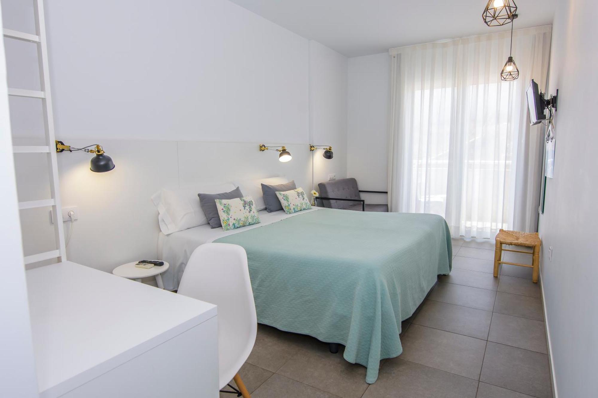 Hostal La Isla カルボネラス エクステリア 写真